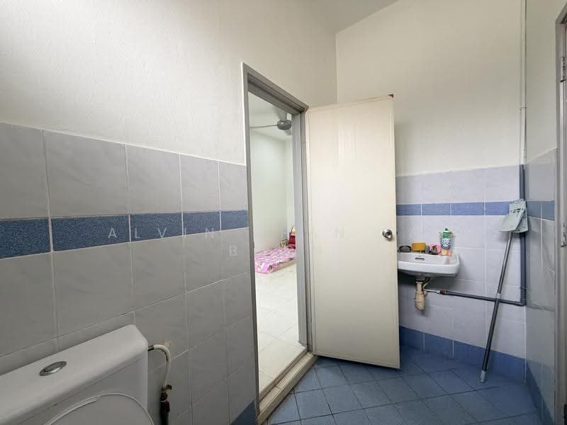 2-storey Terraced House for Sale in Taman Nusa Bestari 2 (Iskandar Puteri (Nusajaya)) - Alvin Chan Kai Boon - Bathroom - PropertyGuru.com.my