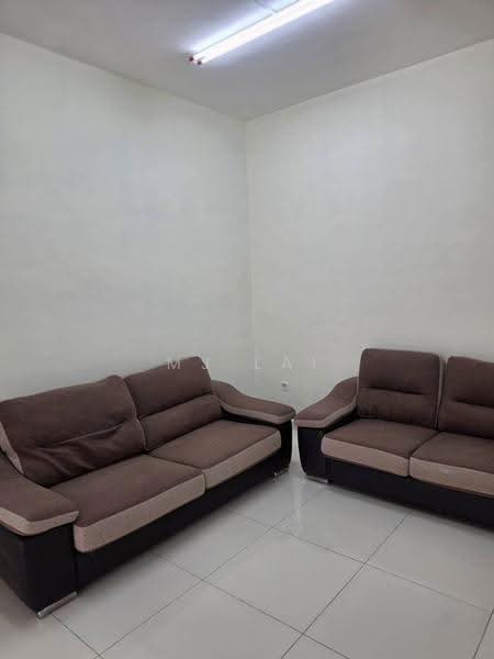 Rumah Teres 2-Tingkat untuk Disewa di Taman Puteri Wangsa (Ulu Tiram) - MJ Lai - Living Room - PropertyGuru.com.my