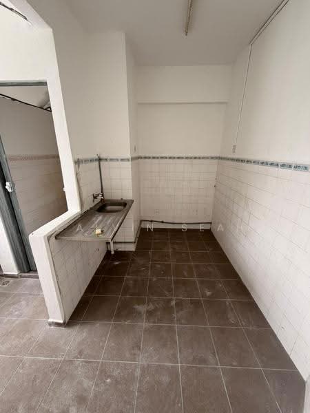 Apartment for Rent at Majestic Height - Calvin Seah - Kitchen - PropertyGuru.com.my