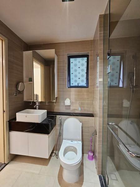 Condominium for Rent at Bay 21 - Jzellyn Ma - Bathroom - PropertyGuru.com.my