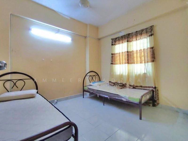 Kondominium untuk Dijual di Villaria - Ammeer Nadzrai - Bedroom - PropertyGuru.com.my