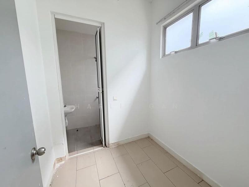 Rumah Teres 2-Tingkat untuk Disewa di Bandar Saujana Putra (Tanjong Duabelas) - Charlie Gan - Bathroom - PropertyGuru.com.my