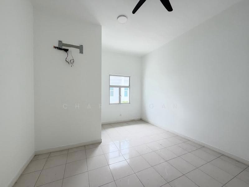 Rumah Teres 2-Tingkat untuk Disewa di Bandar Saujana Putra (Tanjong Duabelas) - Charlie Gan - Interior - PropertyGuru.com.my