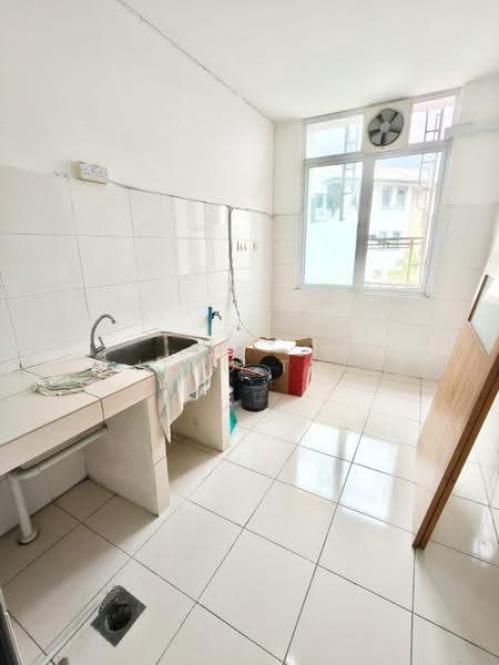 Condominium for Sale at Eden Heights - Jeno Tan - Kitchen - PropertyGuru.com.my
