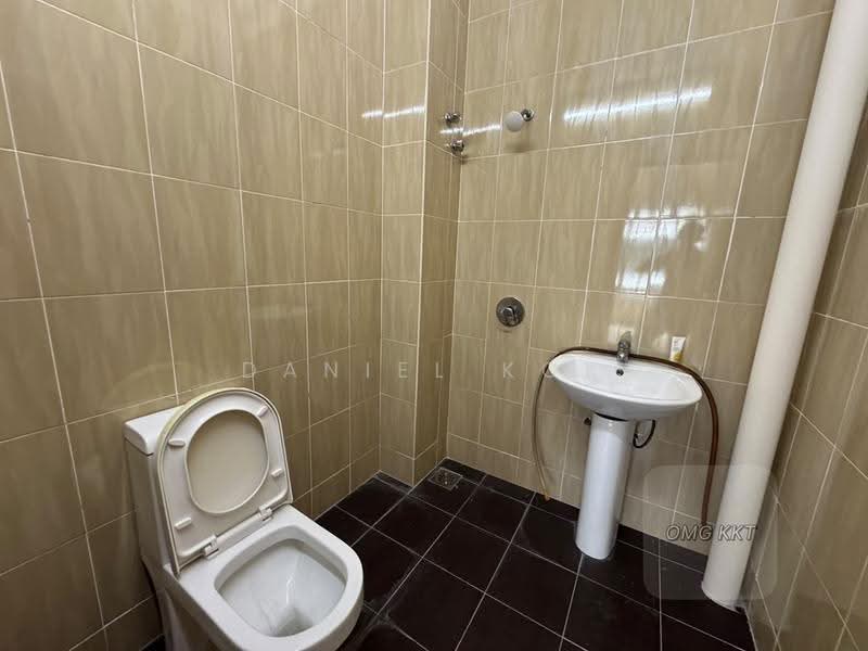Rumah Teres 2-Tingkat untuk Dijual di Taman Sri Andalas (Klang) - Daniel Kok - Bathroom - PropertyGuru.com.my