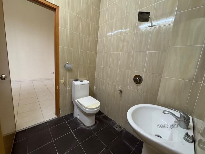 Rumah Teres 2-Tingkat untuk Dijual di Taman Sri Andalas (Klang) - Daniel Kok - Bathroom - PropertyGuru.com.my