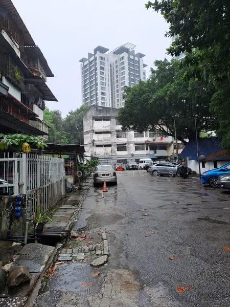 Rumah Flat untuk Dijual di Jalan Chempedak - Polilan Properties - Exterior - PropertyGuru.com.my