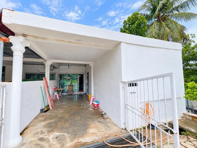 Rumah Teres 1-Tingkat untuk Dijual di Marang (Terengganu) - Alias Bin Mohamad - PropertyGuru.com.my