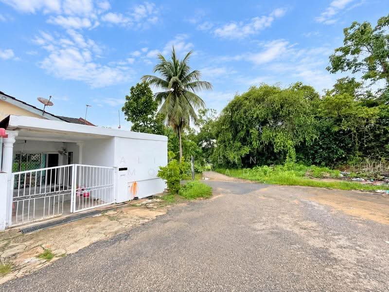 Rumah Teres 1-Tingkat untuk Dijual di Marang (Terengganu) - Alias Bin Mohamad - PropertyGuru.com.my