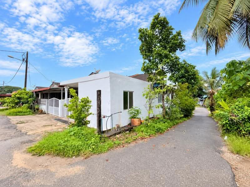 Rumah Teres 1-Tingkat untuk Dijual di Marang (Terengganu) - Alias Bin Mohamad - PropertyGuru.com.my