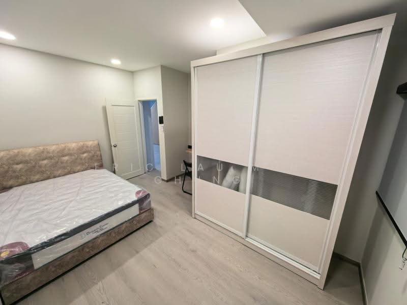 2-storey Terraced House for Rent in Bandar Sunway (Sunway) - Eric Lau Mun Chung - Bedroom - PropertyGuru.com.my