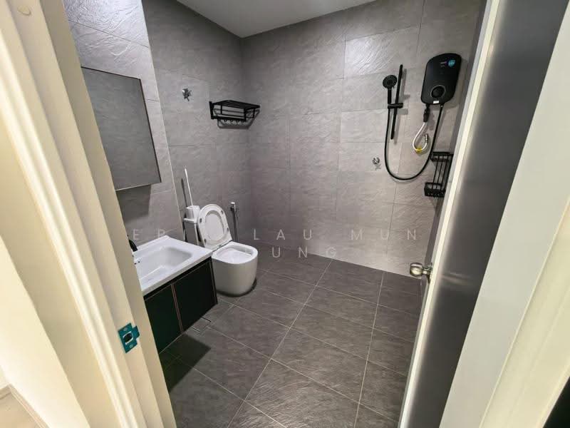 2-storey Terraced House for Rent in Bandar Sunway (Sunway) - Eric Lau Mun Chung - Bathroom - PropertyGuru.com.my