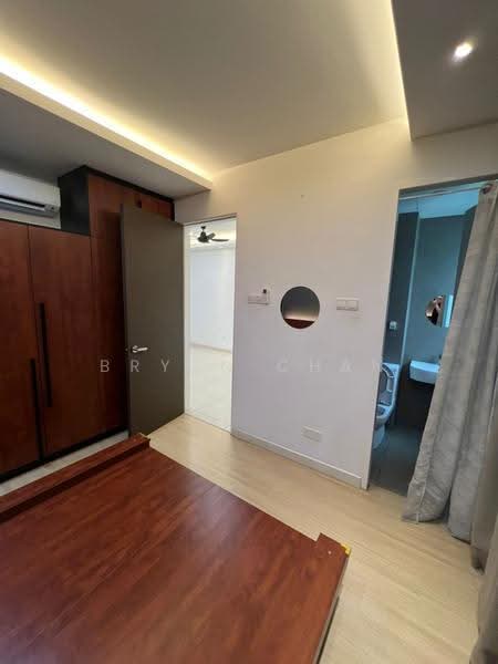 Kediaman Servis untuk Dijual di H2O Residences - Bryan Chan - Bedroom - PropertyGuru.com.my