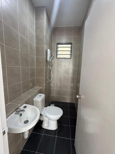 Kondominium untuk Disewa di Pangsapuri D'Ruby - Elynn Ng - Bathroom - PropertyGuru.com.my