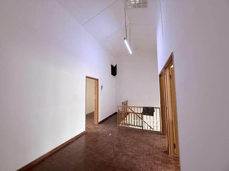 2-storey Terraced House for Sale in Klang (Selangor) - Zeff Tan - Corridor - PropertyGuru.com.my