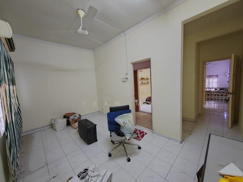 Terraced House for Sale in Rawang (Selangor) - Yean Ma - Living Room - PropertyGuru.com.my