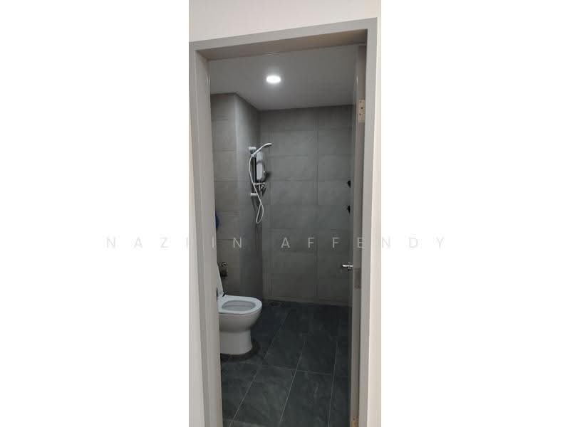 Kediaman Servis untuk Disewa di Tulip Residence - Nazrin Affendy - Bathroom - PropertyGuru.com.my
