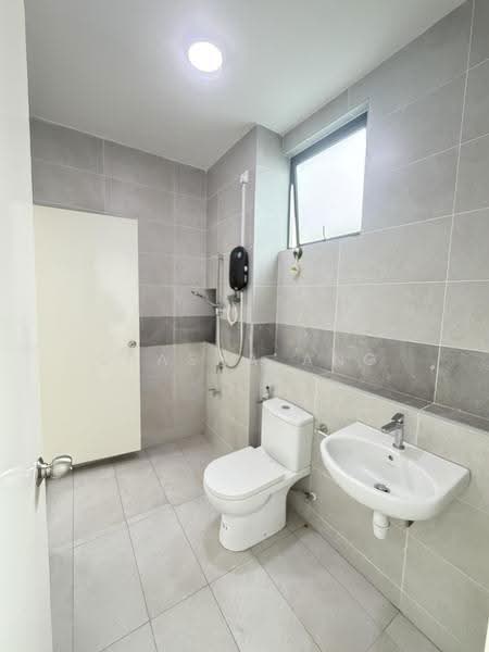 Rumah Teres 2-Tingkat untuk Disewa di Taman Adda Heights (Tebrau) - Shasha Ang - Bathroom - PropertyGuru.com.my