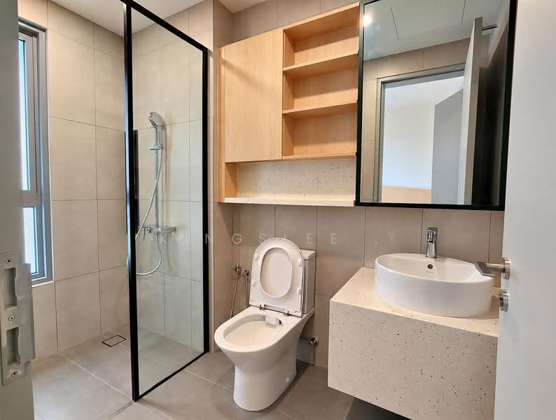 Kediaman Servis untuk Dijual di The Meg Serviced Residence - Kingslee . - Bathroom - PropertyGuru.com.my