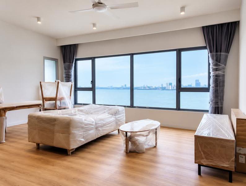 Kediaman Servis untuk Dijual di The Meg Serviced Residence - Kingslee . - Living Room - PropertyGuru.com.my