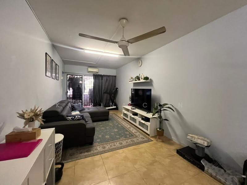 Kondominium untuk Dijual di Ketumbar Heights - Katrina Chan - Living Room - PropertyGuru.com.my