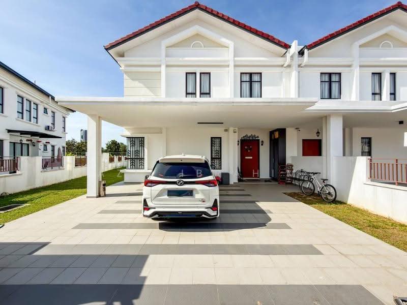 Rumah Berkembar untuk Dijual di Alam Sari (Bangi) - Azli Ibrahim - Exterior - PropertyGuru.com.my