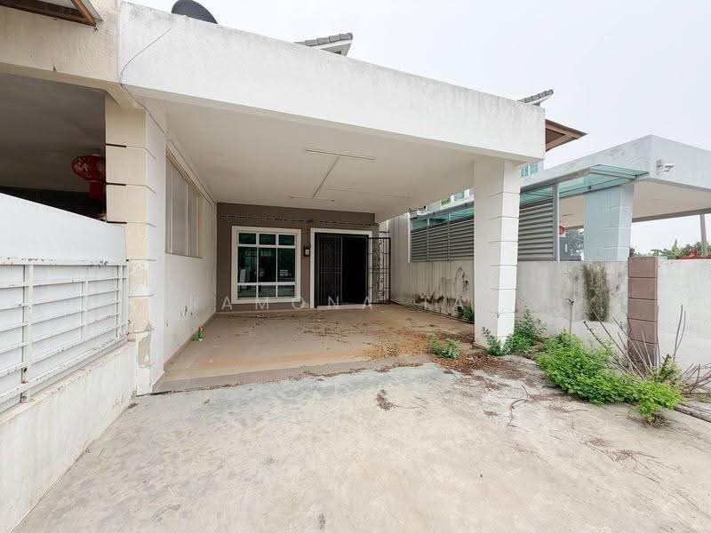 Rumah Teres 2-Tingkat untuk Dijual di Taman Angkasa Nuri (Durian Tunggal) - Ramona Tan - Exterior - PropertyGuru.com.my