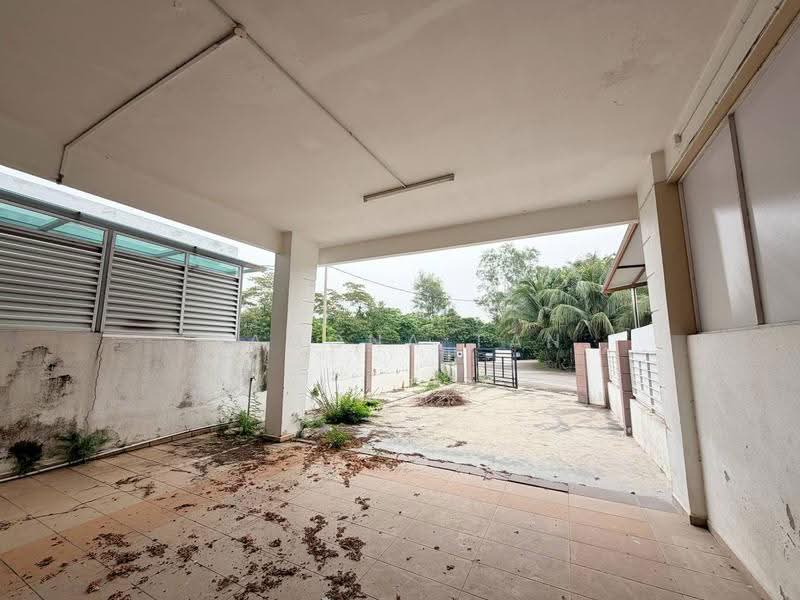 Rumah Teres 2-Tingkat untuk Dijual di Taman Angkasa Nuri (Durian Tunggal) - Ramona Tan - Exterior - PropertyGuru.com.my
