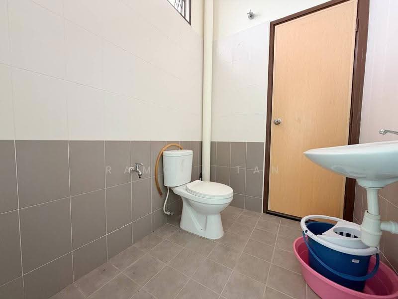 Rumah Teres 2-Tingkat untuk Dijual di Taman Angkasa Nuri (Durian Tunggal) - Ramona Tan - PropertyGuru.com.my