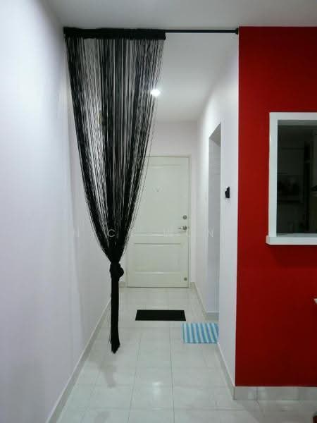 Pangsapuri untuk Disewa di Puteri Bayu Apartment - Nick Wong - Entrance - PropertyGuru.com.my