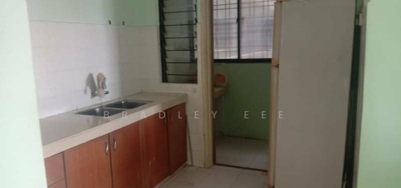 Kondominium untuk Disewa di Vista Millennium Condominium - Bradley Eee - Kitchen - PropertyGuru.com.my