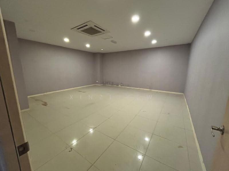 Warehouse for Rent in Batu Caves (Selangor) - Xinzi Yew - Interior - PropertyGuru.com.my