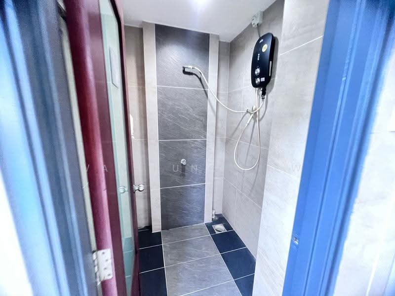 Shop / Office for Rent in Bangsar (Kuala Lumpur) - Wan Hung Liew - Bathroom - PropertyGuru.com.my