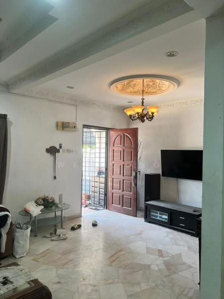 2-storey Terraced House for Sale in Taman Sri Jelok (Kajang) - WK Foong - Living Room - PropertyGuru.com.my