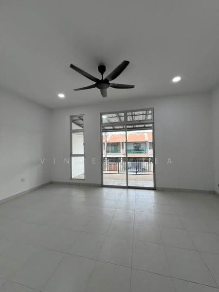 2-storey Terraced House for Rent in Gelang Patah (Johor) - Vincent Tea - Living Room - PropertyGuru.com.my