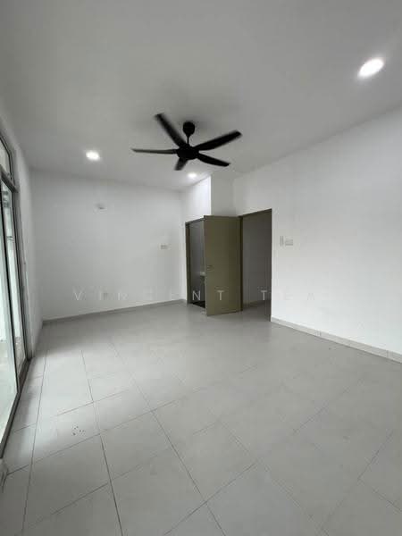 2-storey Terraced House for Rent in Gelang Patah (Johor) - Vincent Tea - Living Room - PropertyGuru.com.my