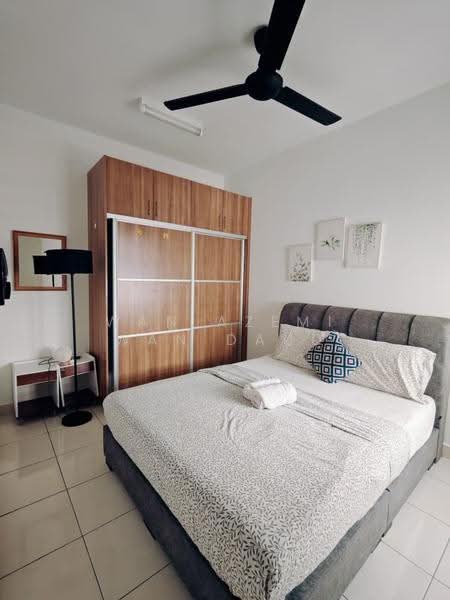 Kediaman Servis untuk Dijual di Alanis Residence - Wan Azemi Wan Daud - Bedroom - PropertyGuru.com.my