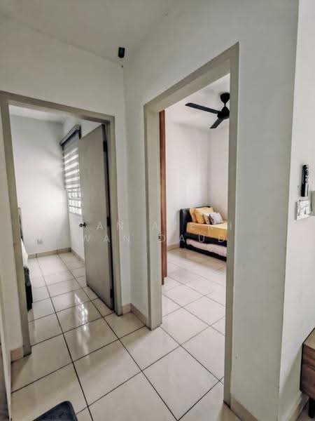 Kediaman Servis untuk Dijual di Alanis Residence - Wan Azemi Wan Daud - Bedroom - PropertyGuru.com.my