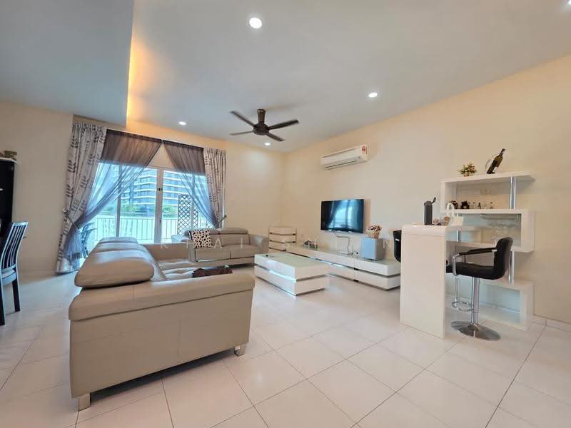 Pangsapuri untuk Disewa di One World 2 (1-Sky) - Khai Shian - Living Room - PropertyGuru.com.my