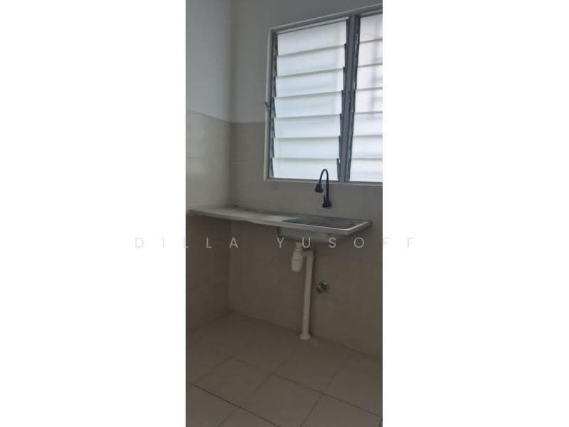 Kondominium untuk Dijual di D'Kristal Apartment (Pangsapuri D'Kristal) - DILLA YUSOFF - Kitchen - PropertyGuru.com.my