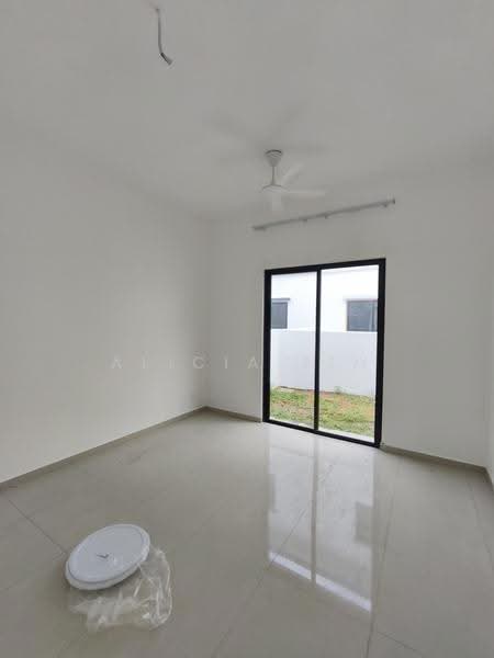 2-storey Terraced House for Rent in Taman Ekoflora (Johor Bahru) - Alicia Lim - Living Room - PropertyGuru.com.my