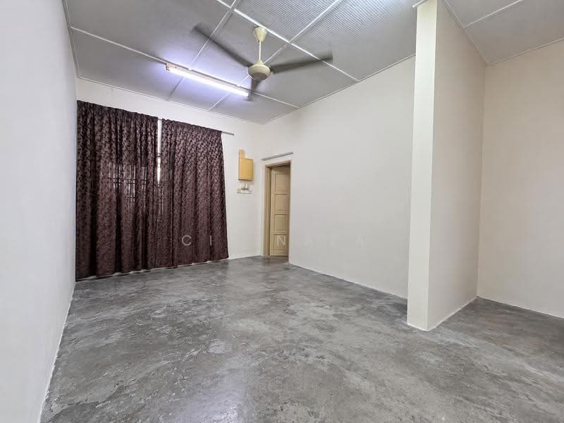 1-storey Terraced House for Rent in Setapak (Kuala Lumpur) - Cik Naza - Living Room - PropertyGuru.com.my