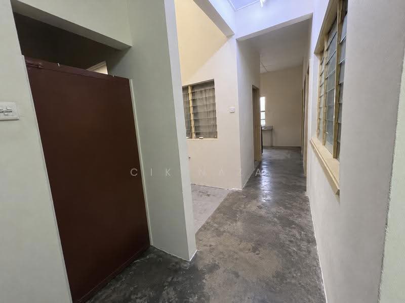 1-storey Terraced House for Rent in Setapak (Kuala Lumpur) - Cik Naza - Corridor - PropertyGuru.com.my