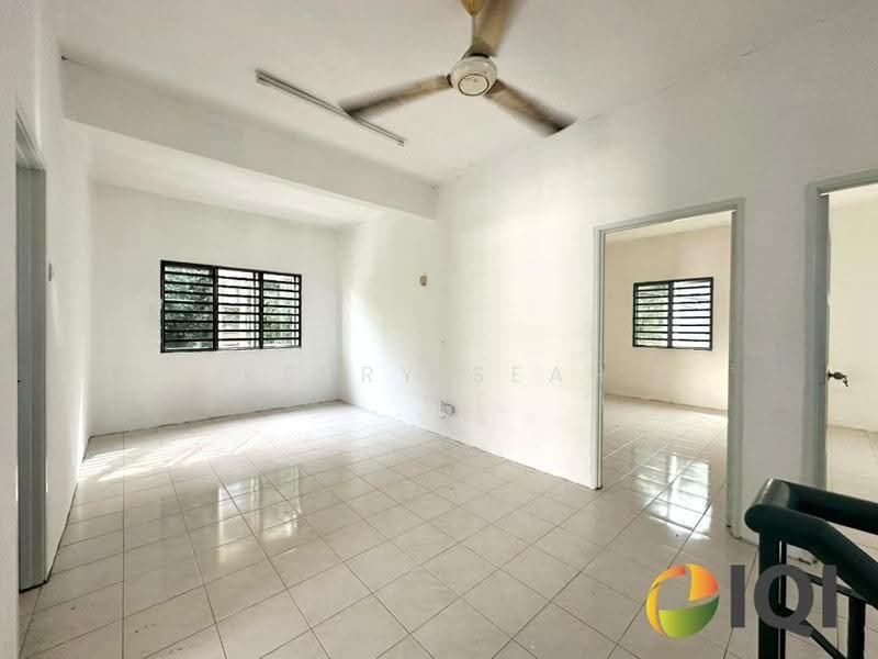 Rumah Teres 2-Tingkat untuk Dijual di Taman Seri juru (Juru) - Kerry Seah - Living Room - PropertyGuru.com.my