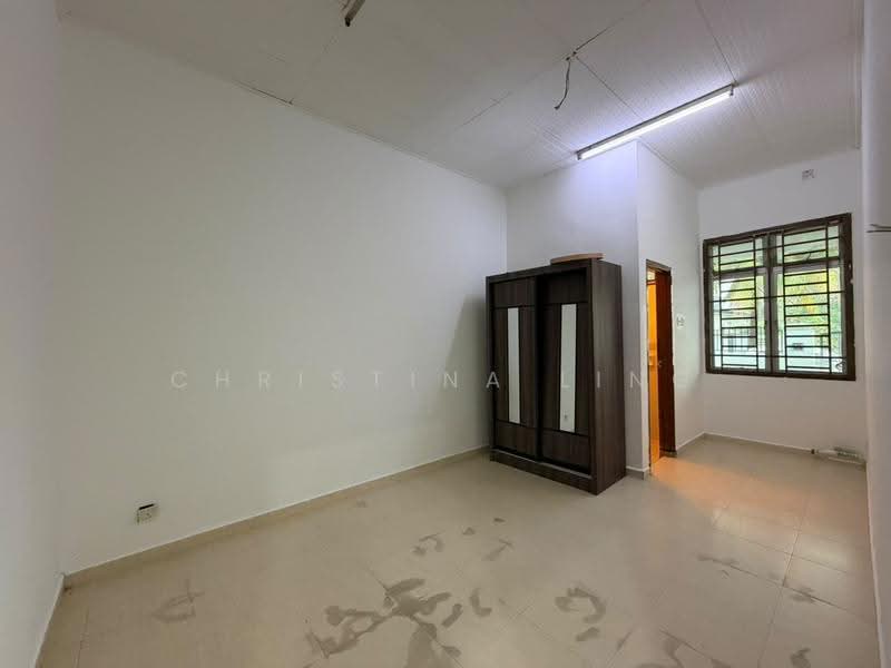1-storey Terraced House for Sale in Taman Nusa Bestari 2 (Iskandar Puteri (Nusajaya)) - Christina Ling - Bedroom - PropertyGuru.com.my