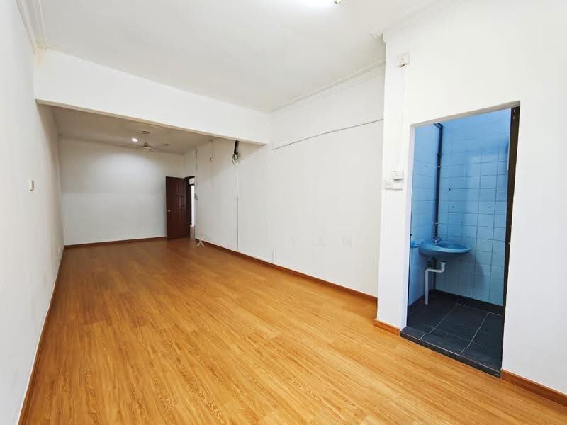 Semi-Detached House for Sale in Taman Pelangi (Johor Bahru) - Xiu Yan - Living Room - PropertyGuru.com.my