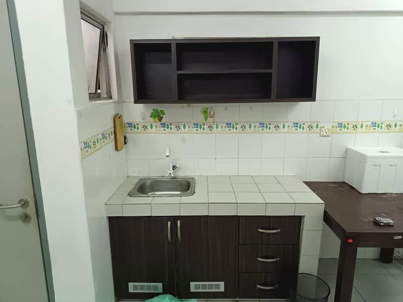 Kediaman Servis untuk Dijual di South City (Perdana Selatan) Block A & B - TEO MING HUI - Kitchen - PropertyGuru.com.my