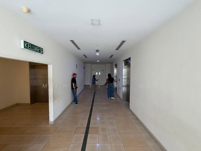 Office for Sale in Cyberjaya (Selangor) - Mohd Fitri MF - Corridor - PropertyGuru.com.my