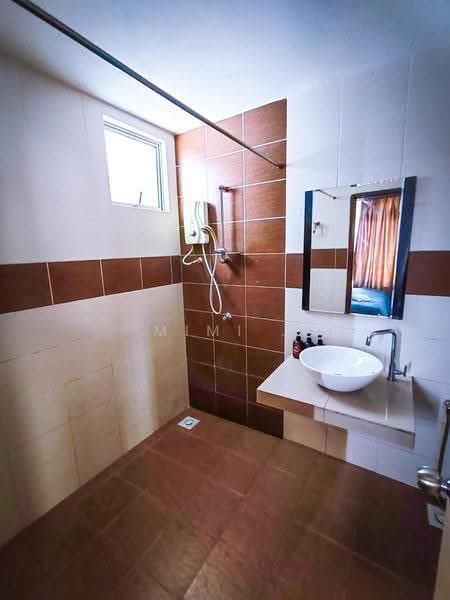 Apartment for Sale at Bayou Lagoon Park Resort - Mimi . - Bathroom - PropertyGuru.com.my
