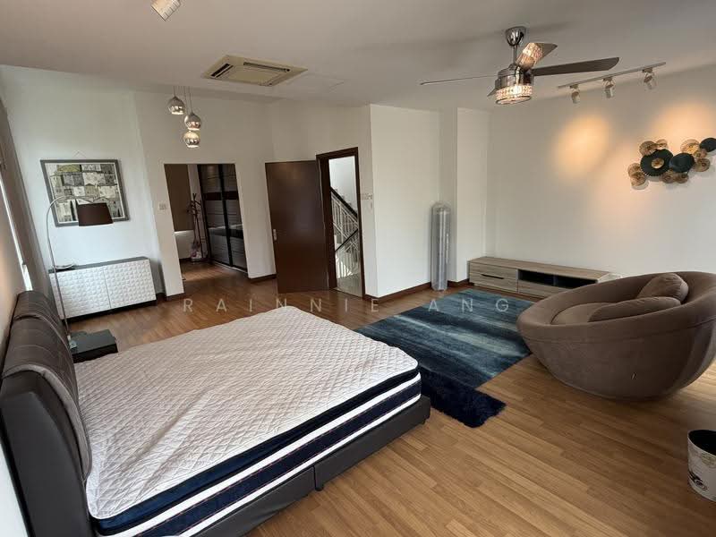 Rumah Banglo untuk Disewa di Diamond City (Semenyih) - Rainnie Ang - Bedroom - PropertyGuru.com.my
